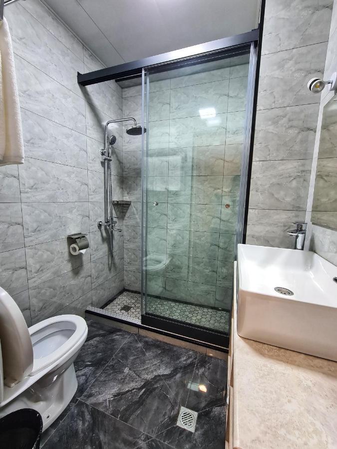 טשקנט Sharaf Hotel מראה חיצוני תמונה
